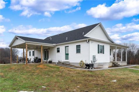 360 Conneaut Lake Road Sugar Grove Township PA 16125