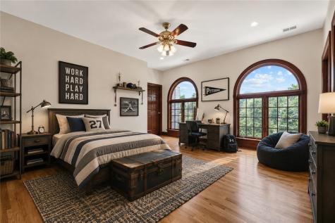 1060 Fox Chapel Road Fox Chapel PA 15238
