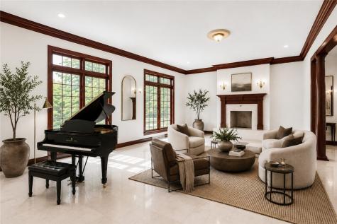 1060 Fox Chapel Road Fox Chapel PA 15238