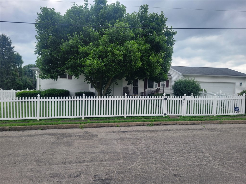 1041 W Main Street Sharpsville PA 16150