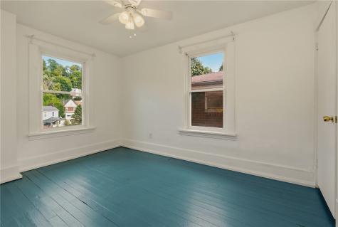 545 Frayne Street Greenfield PA 15207