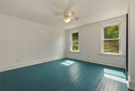 545 Frayne Street Greenfield PA 15207
