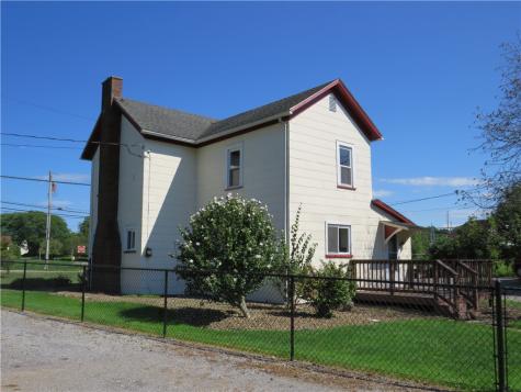 651 Liberty Street Grove City Boro PA 16127