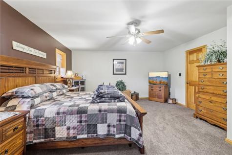 718 Mcdowell Road Hickory Township PA 16156