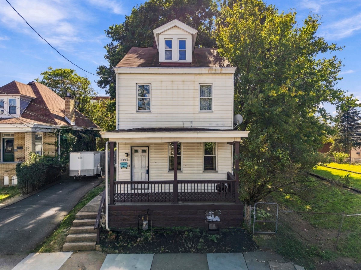 406 St Joseph Street Mt Oliver PA 15210
