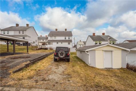 21-23 Lincoln Street Cokeburg PA 15324