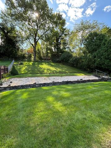 71 W Bruceton Road Pleasant Hills PA 15236