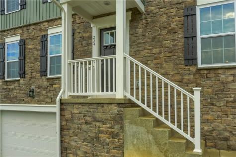 224 St Augustine Street Findlay Township PA 15126