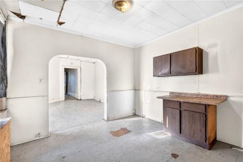 854 Suismon Street East Allegheny PA 15212