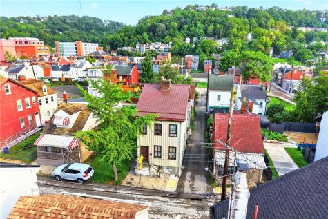 854 Suismon Street East Allegheny PA 15212