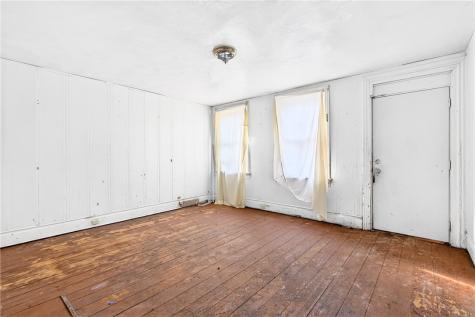 854 Suismon Street East Allegheny PA 15212