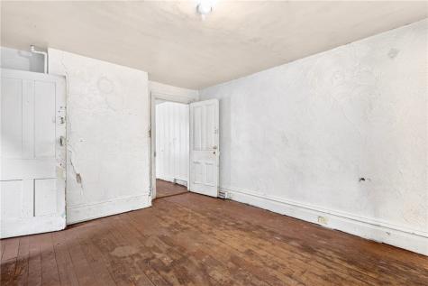 854 Suismon Street East Allegheny PA 15212