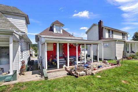 1160 Delaware Street Murrysville PA 15632