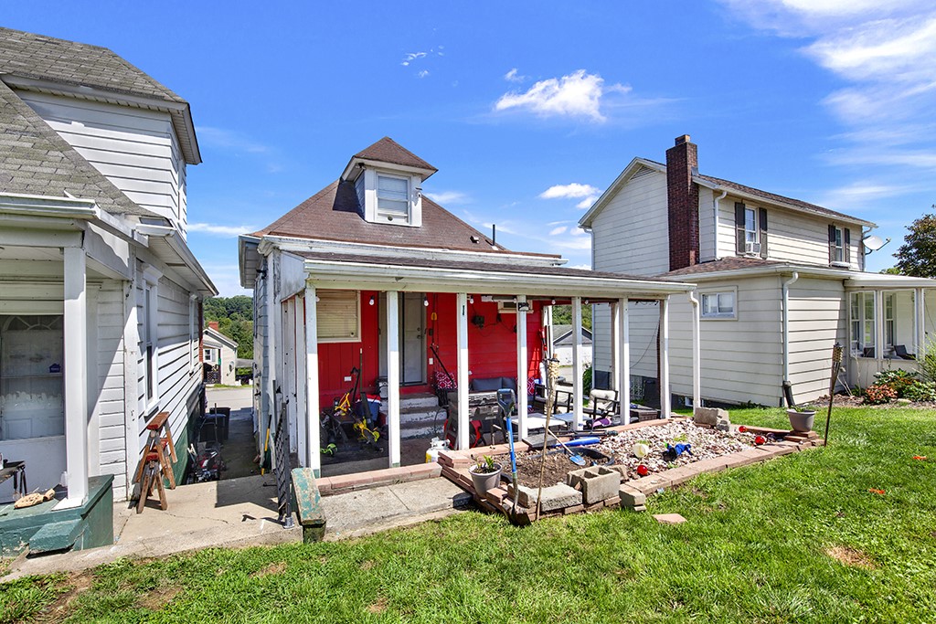 1160 Delaware Street Murrysville PA 15632