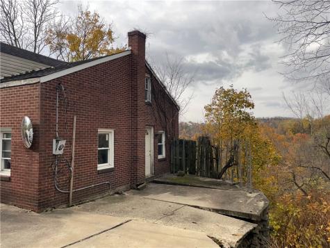 2851 Mount Troy Road Reserve PA 15212