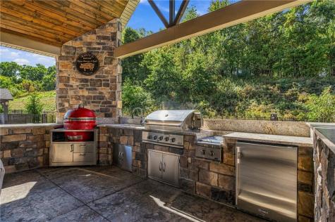 409 Quarter Horse Lane Cranberry Township PA 16046