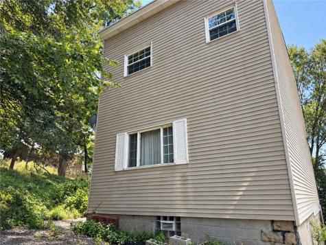 9238 Bissell Way Lawrenceville PA 15201