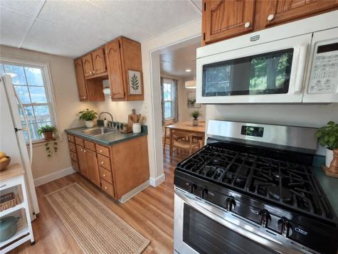 9238 Bissell Way Lawrenceville PA 15201