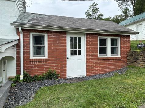 332 Waynesburg Road Amwell PA 15301