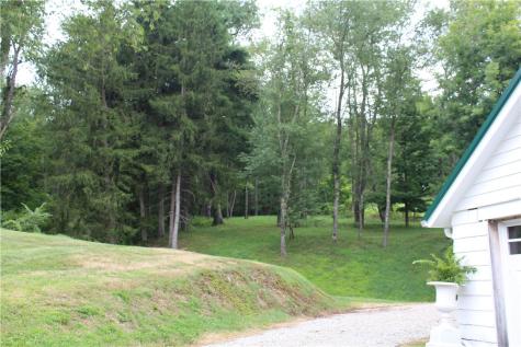 332 Waynesburg Road Amwell PA 15301