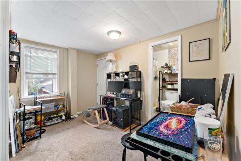 3732 Woolslayer Way Lawrenceville PA 15201