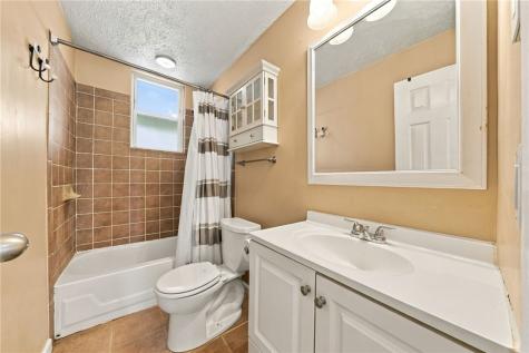 12 Luty Avenue Reserve PA 15212