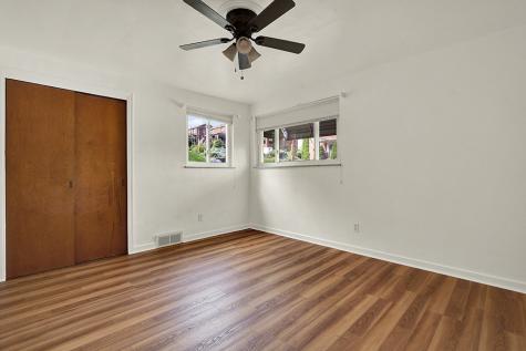 209 E Fairmont Avenue Trafford PA 15085