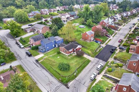 209 E Fairmont Avenue Trafford PA 15085