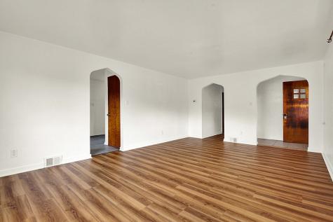 209 E Fairmont Avenue Trafford PA 15085