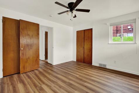 209 E Fairmont Avenue Trafford PA 15085