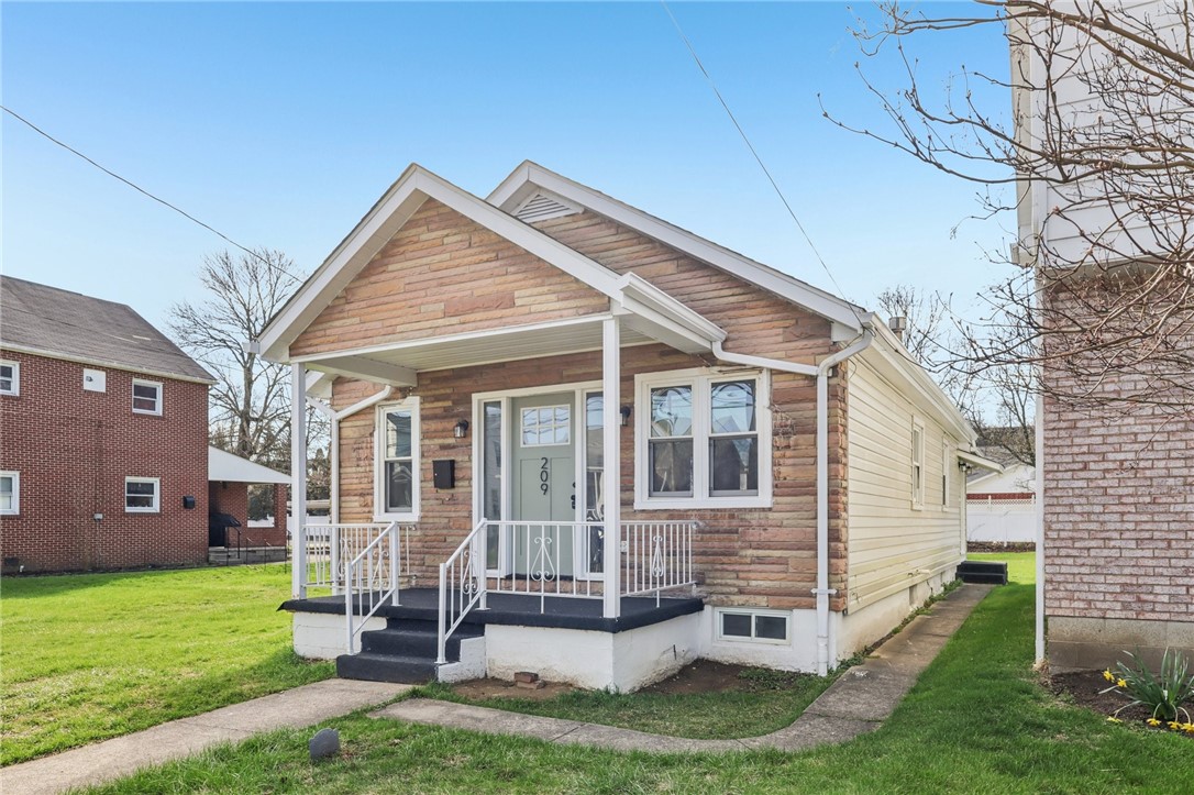 209 Acme Avenue Harmar PA 15024