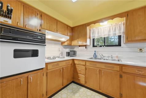 524 Decatur Avenue Forest Hills Boro PA 15221
