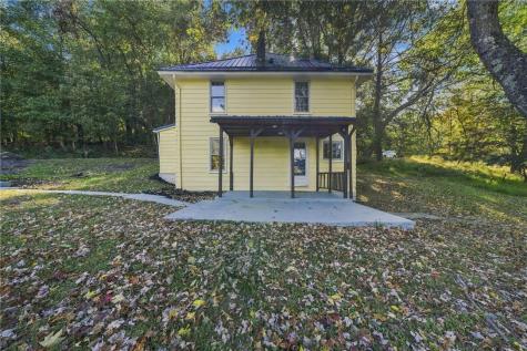 980 Old Coal Hollow Road Penn Hills PA 15147