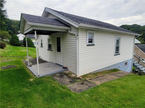 183 Dorothy Avenue Leechburg Boro PA 15656