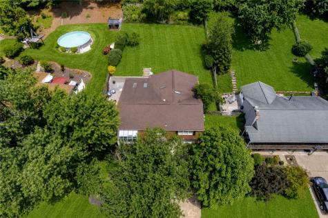 5044 Sequoia Court Export PA 15632