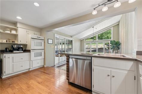 5044 Sequoia Court Export PA 15632