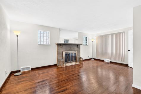 3710 Oakton Road Brentwood PA 15227