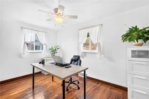 3710 Oakton Road Brentwood PA 15227