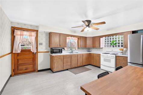 3710 Oakton Road Brentwood PA 15227