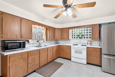 3710 Oakton Road Brentwood PA 15227