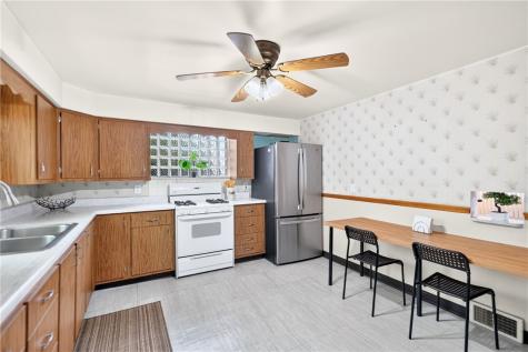 3710 Oakton Road Brentwood PA 15227