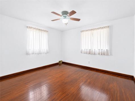 3710 Oakton Road Brentwood PA 15227