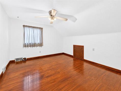 3710 Oakton Road Brentwood PA 15227