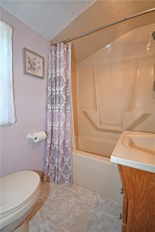 4026 Everlawn Street West Mifflin PA 15122