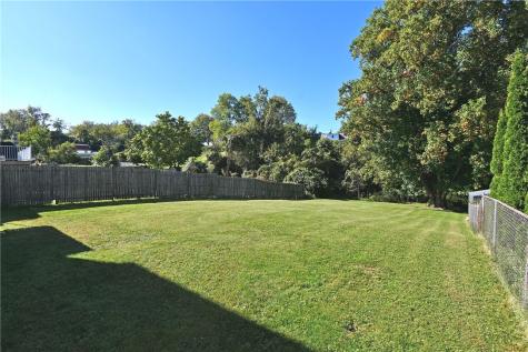 4026 Everlawn Street West Mifflin PA 15122