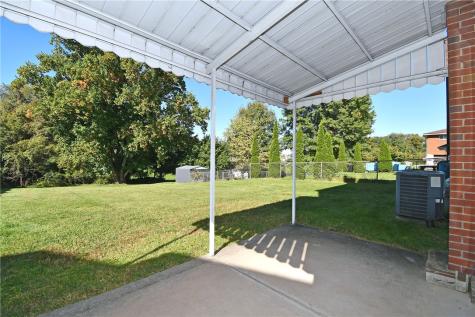 4026 Everlawn Street West Mifflin PA 15122