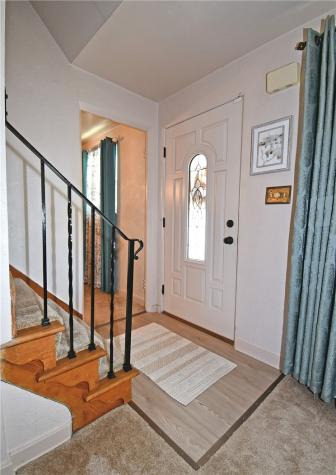 4026 Everlawn Street West Mifflin PA 15122