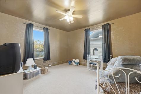907 Malvern Road Avalon PA 15202