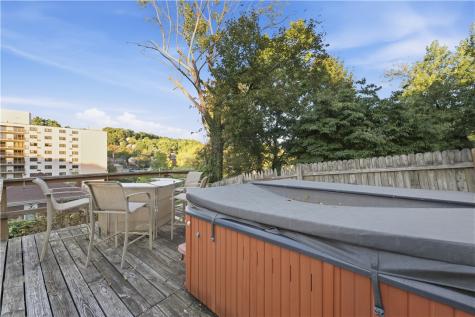907 Malvern Road Avalon PA 15202