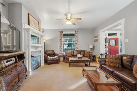 907 Malvern Road Avalon PA 15202